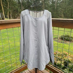 Banana Republic Ladies Medium Gray Long Sleeve Button Down Blouse